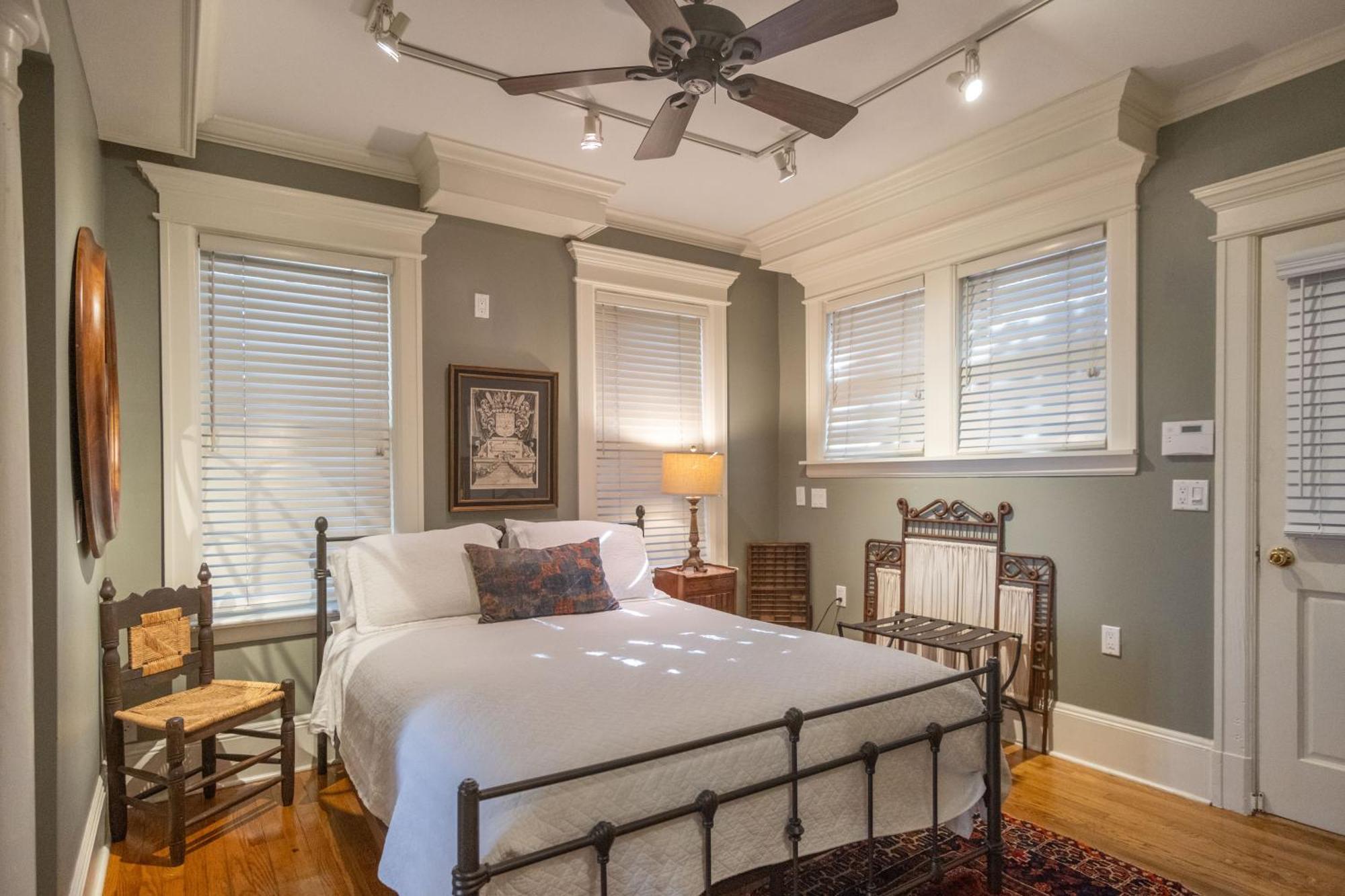 Southern Elegance In Heart Of Memphis Exterior photo