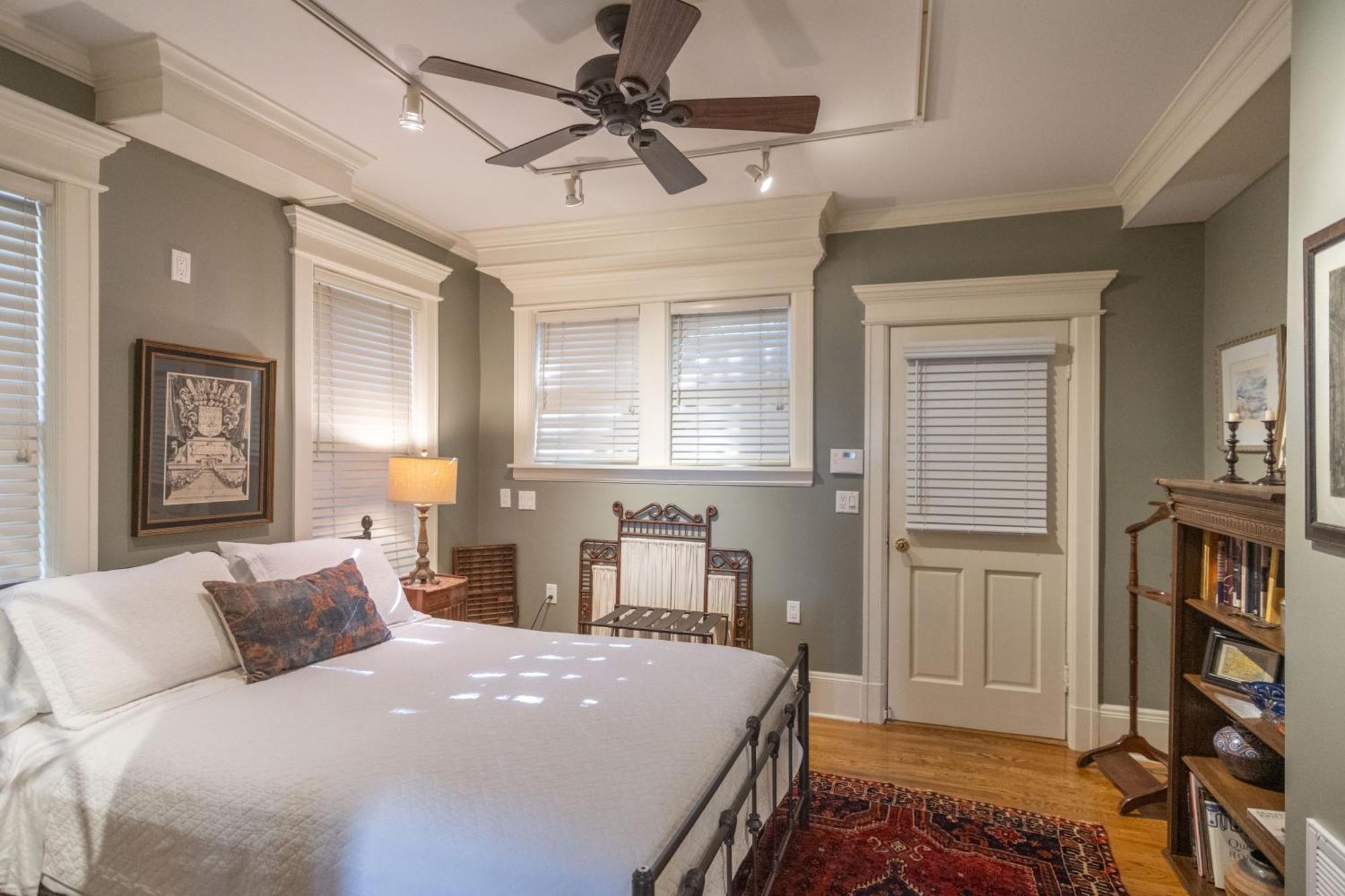 Southern Elegance In Heart Of Memphis Exterior photo